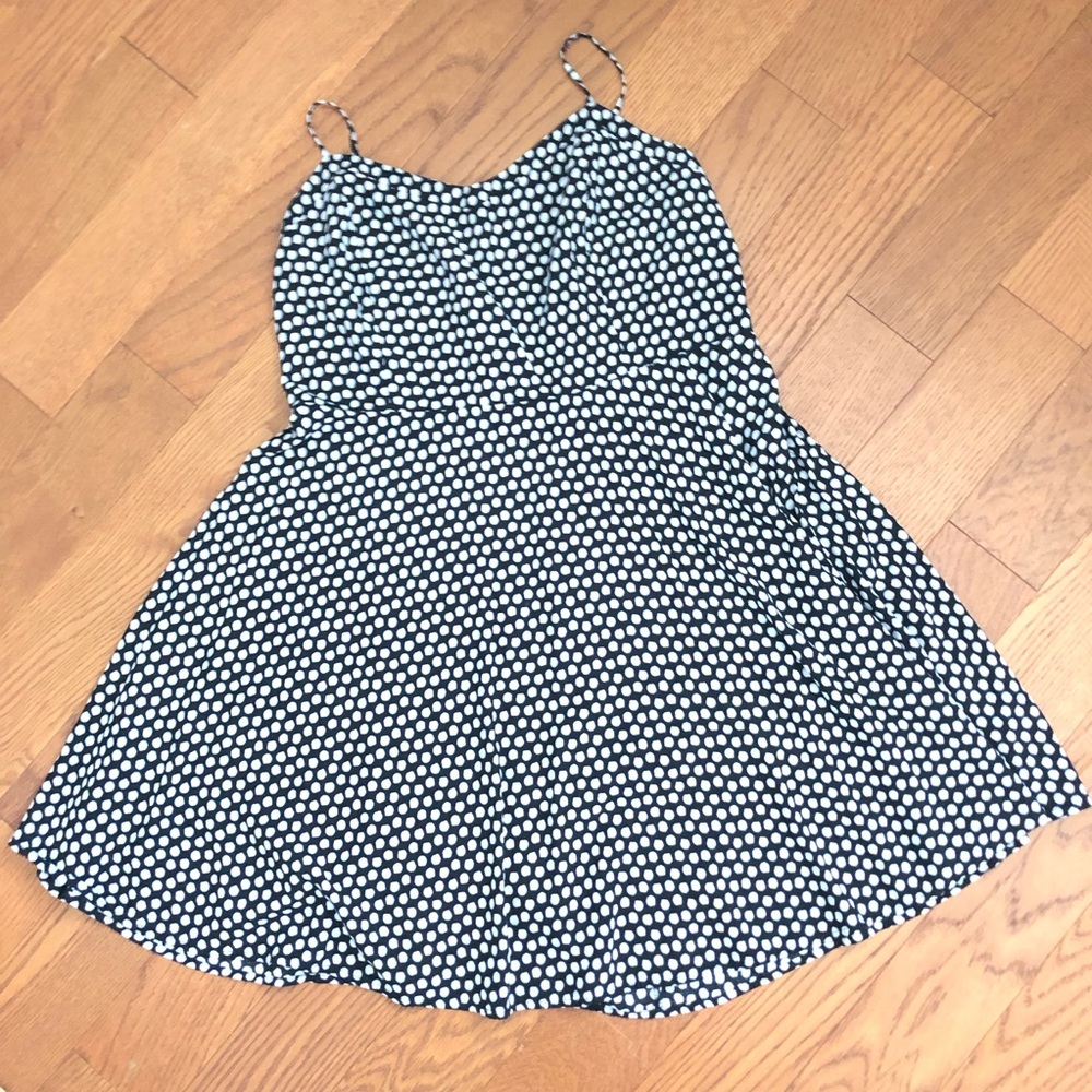 Old Navy Sweetheart dress with Shell Print
